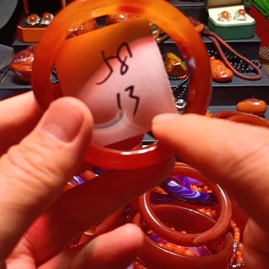 玛瑙/玉髓手镯未镶嵌