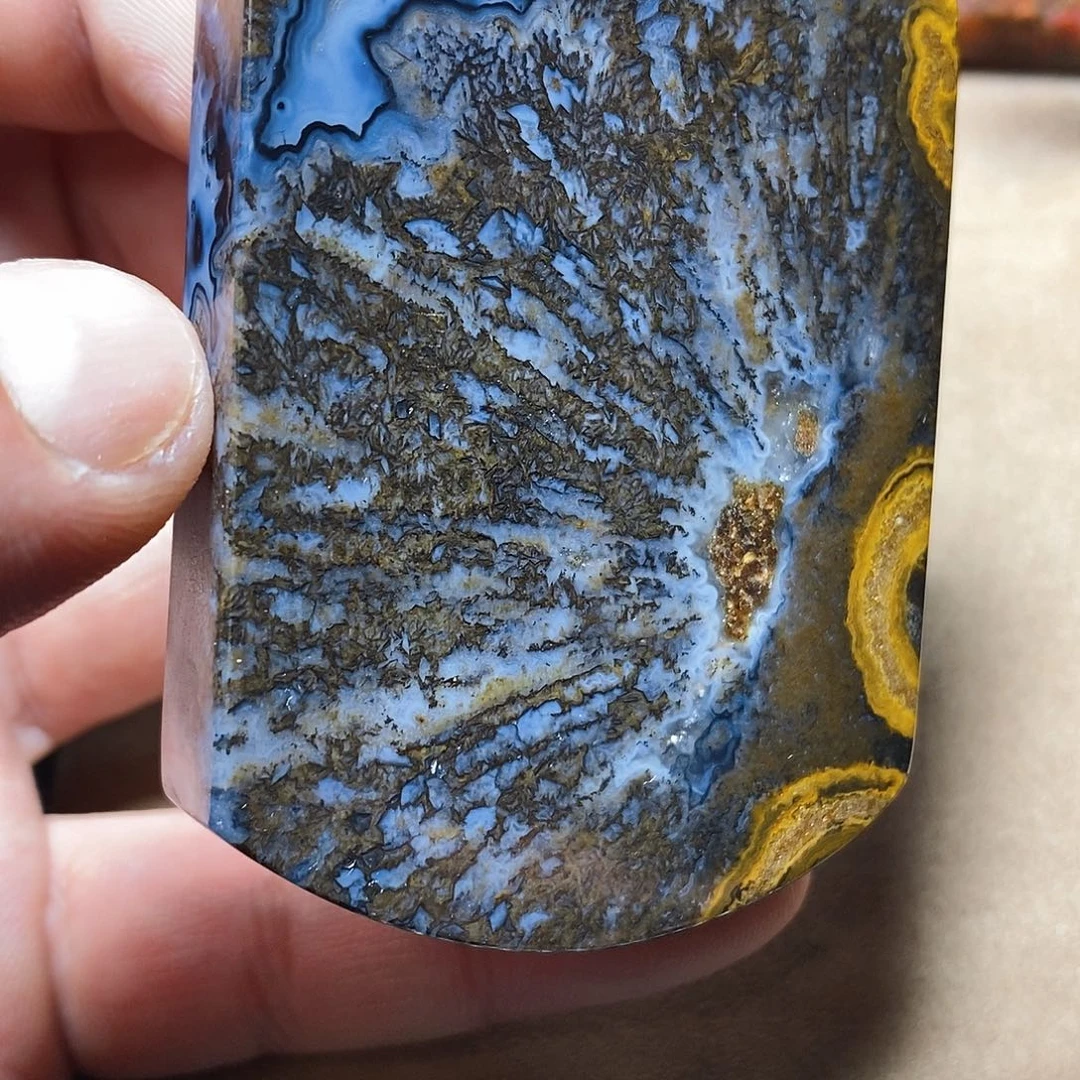 玛瑙/玉髓颈饰未镶嵌维*