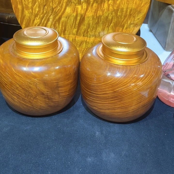 有***彩楠木茶叶罐一对165556666666666666