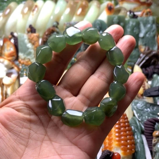 蛇纹石玉未镶嵌手把件冰****