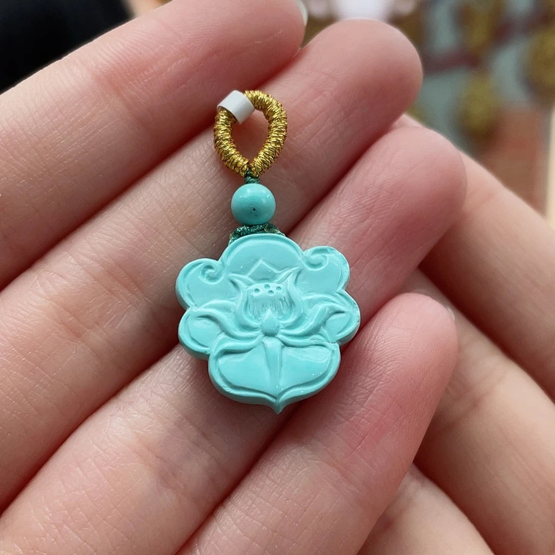 绿松石颈饰未镶嵌