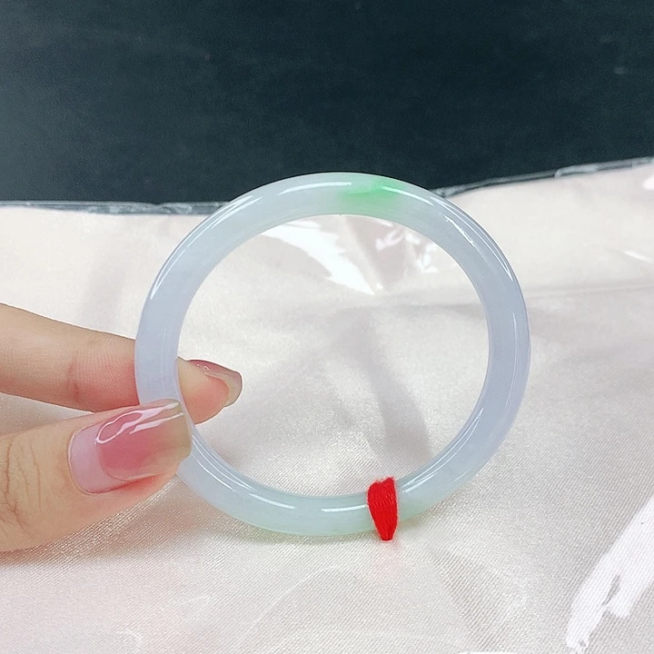 翡翠未镶嵌手镯圈51，04243