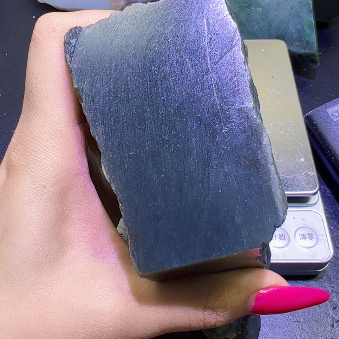 和田玉未镶嵌珠宝半成品