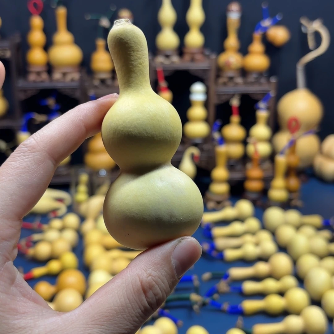 茫***然好想和她去玩去吃烧烤哦