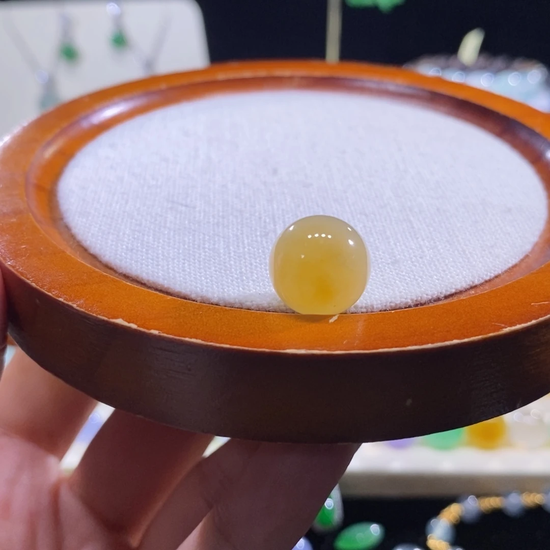 翡翠未镶嵌颈饰冰鲜黄珠卡13+