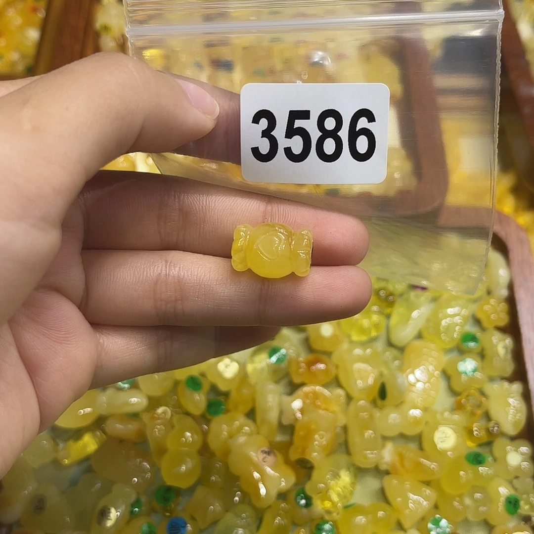 琥珀未镶嵌珠宝奇石