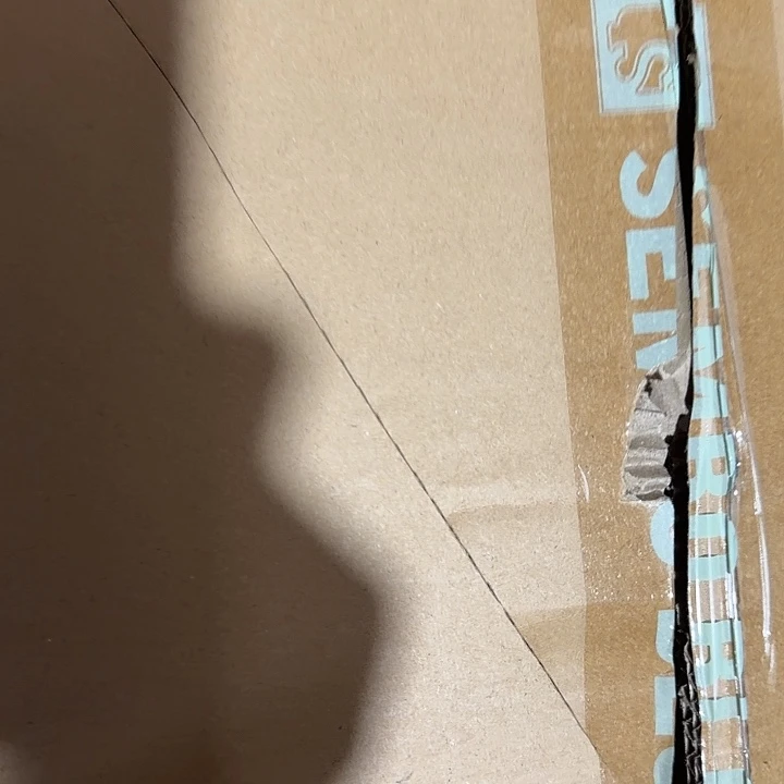 合金路上跑的车送4个玩具