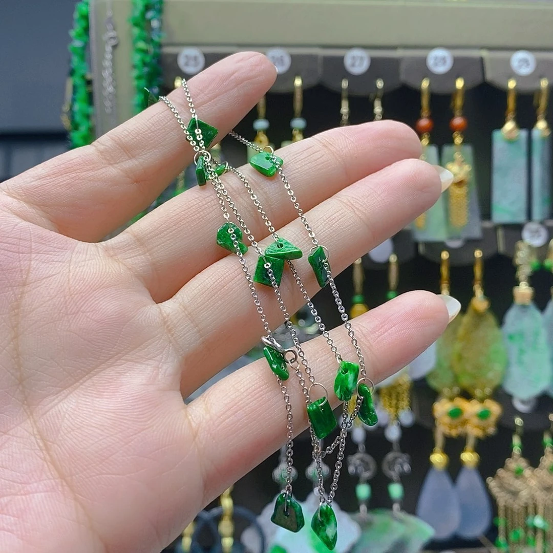 未镶嵌翡翠耳饰翡翠
