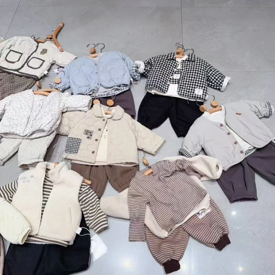 好姐秋冬宝宝三件套加厚款两件套背带裤