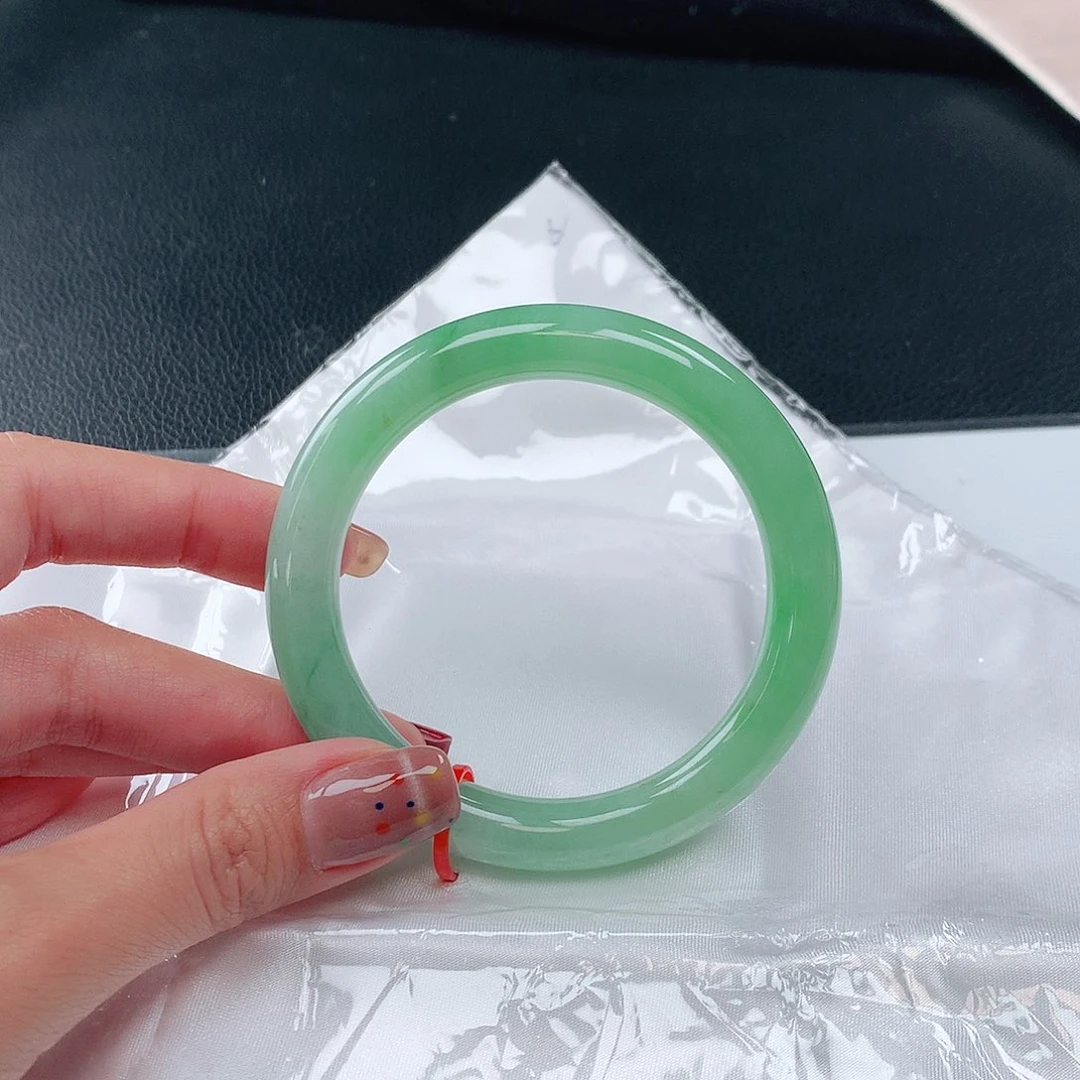 未镶嵌手镯翡翠703