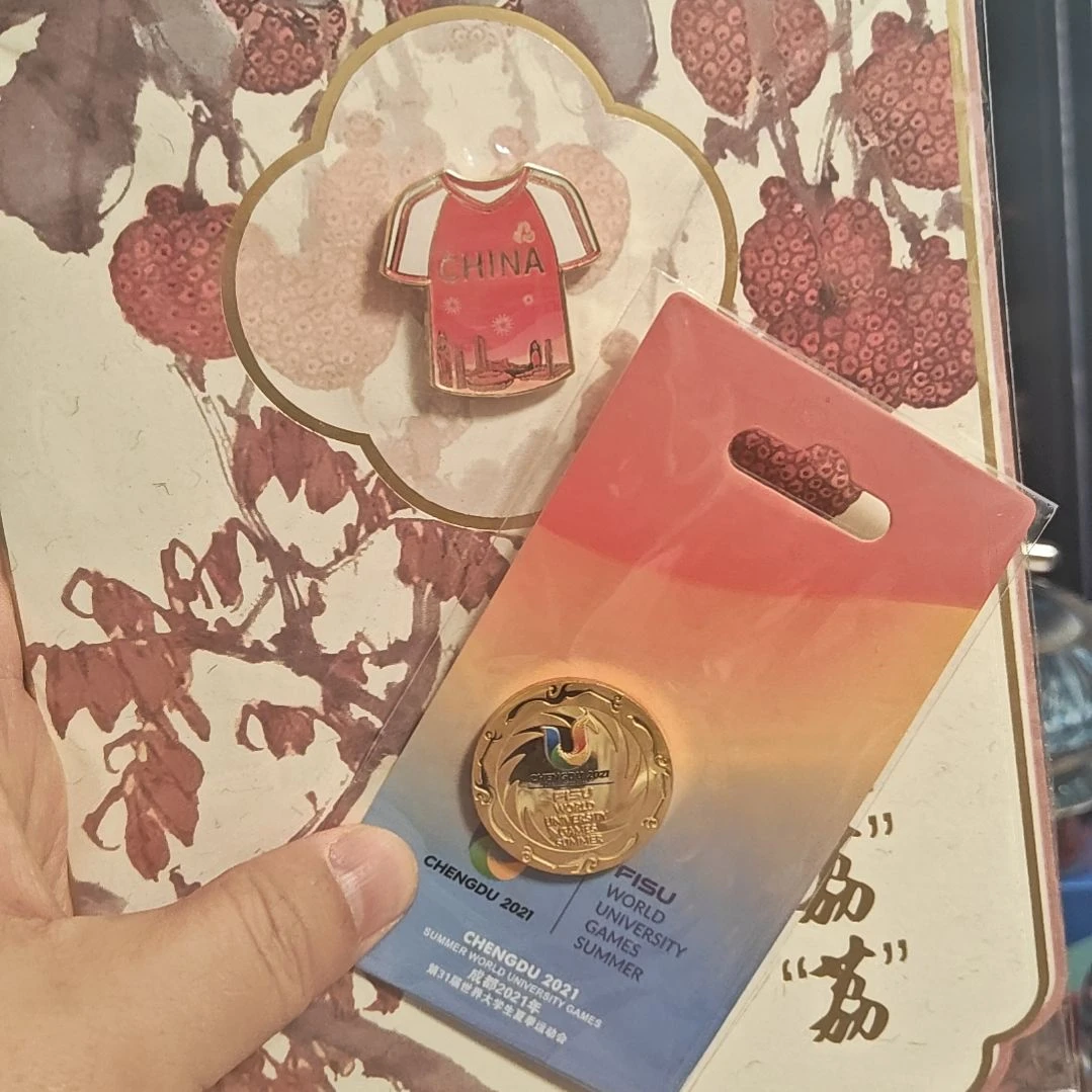 顺顺荔荔球衣款徽章送金色徽章