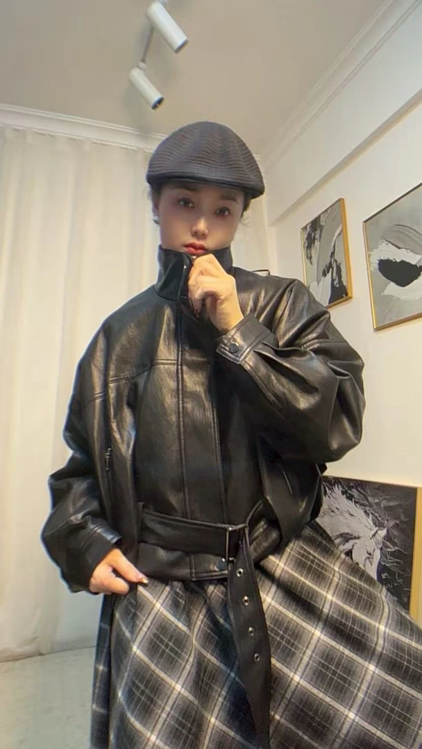 2025秋季新款皮衣时尚复古港风秋季蛋白皮高级百搭时尚短款夹克