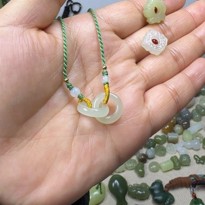 和田玉（糖玉）未镶嵌车挂