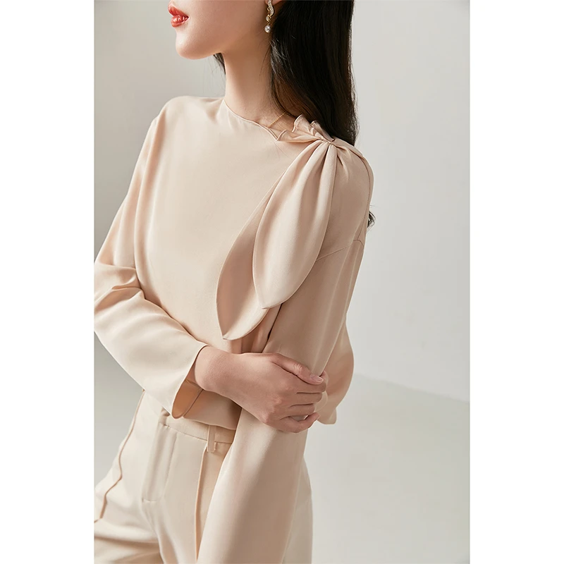 【玉润芳华】百搭简约 缎面光泽感仿真丝料 时尚荷叶边飘带衬衫女秋