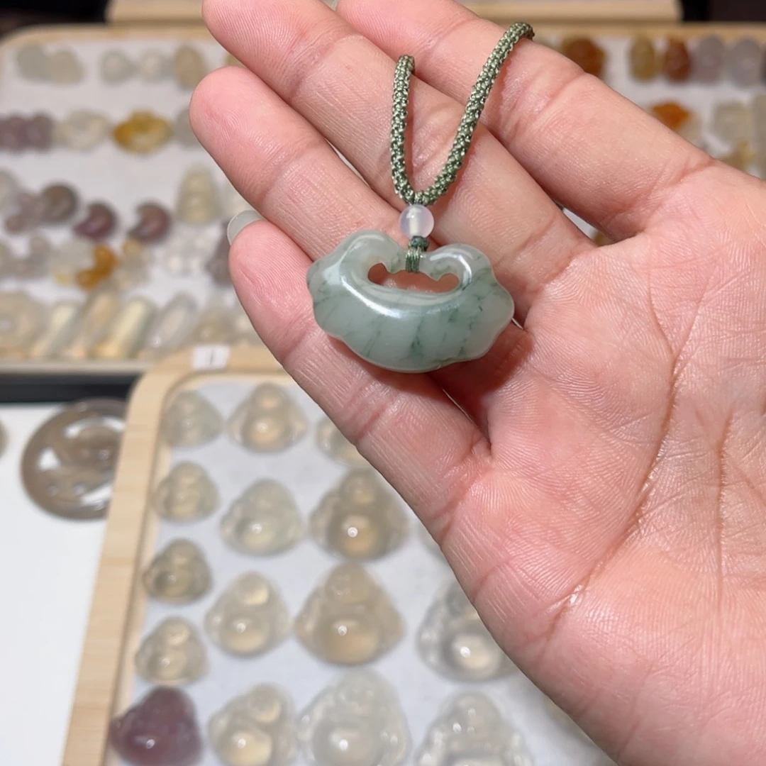 玛瑙/玉髓颈饰合金晕**?