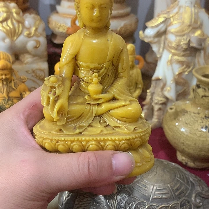 玉摆件等各种工具的使用