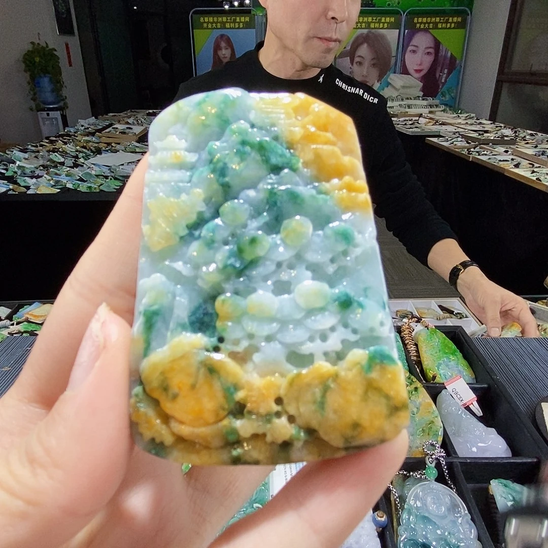 颈饰未镶嵌翡翠翡翠