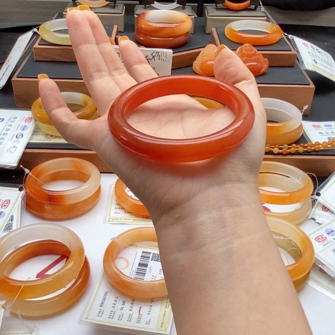 石英质玉（黄龙玉）未镶嵌手镯