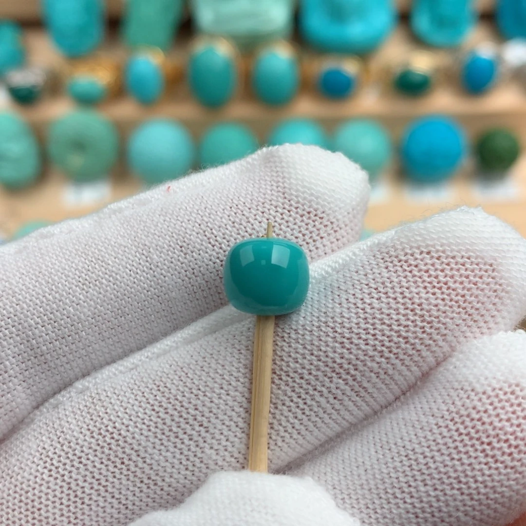 绿松石配饰未镶嵌8.3-7.3mm