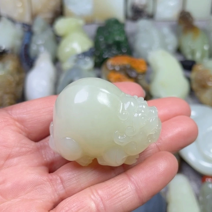 和田玉未镶嵌挂件