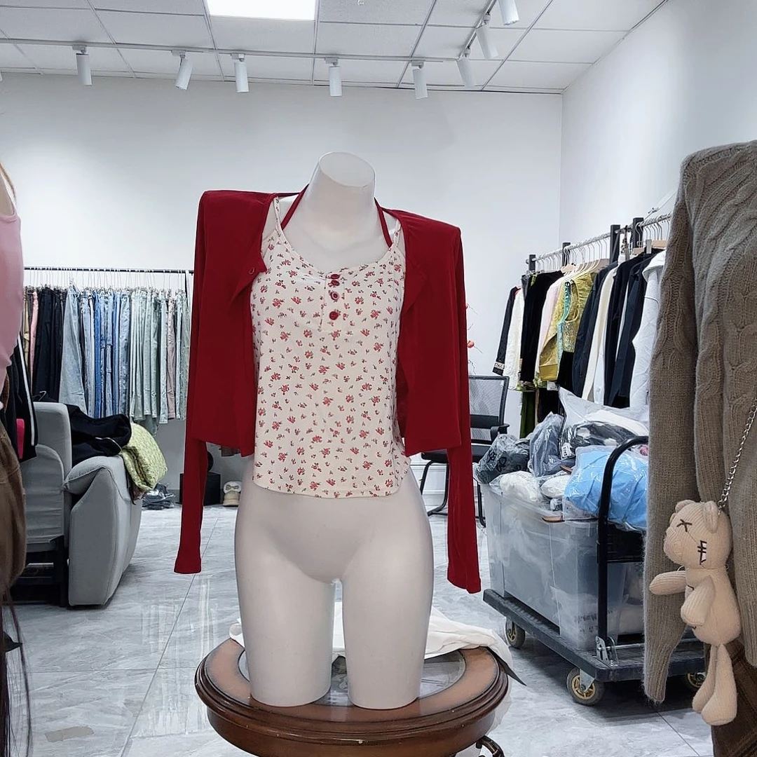 闪419，好看的两件套3码