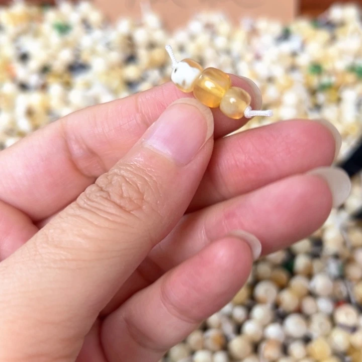 裸石蜜蜡未镶嵌7.5mm两边6.5