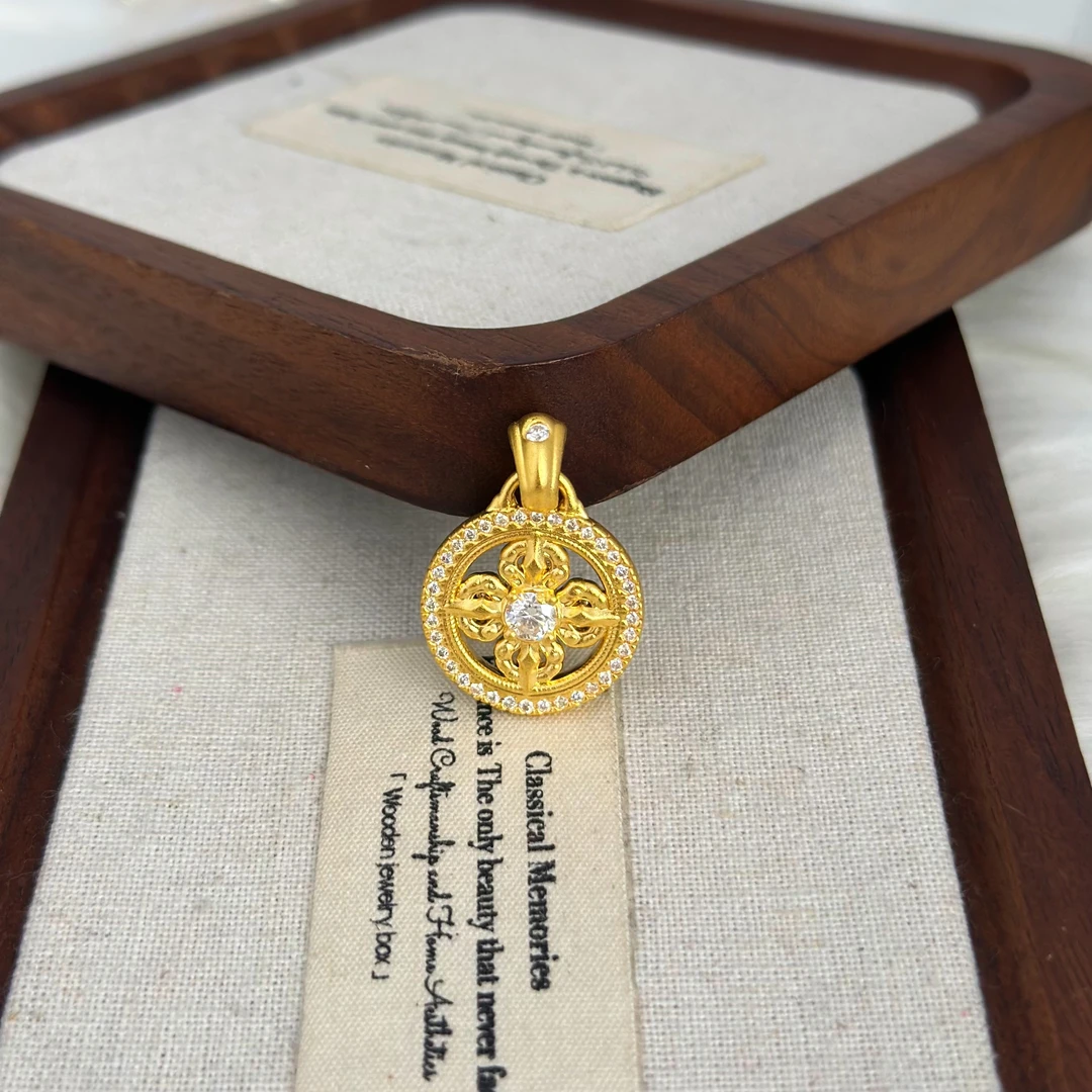 999足金5G工艺黄金金刚杵圆盘吊坠