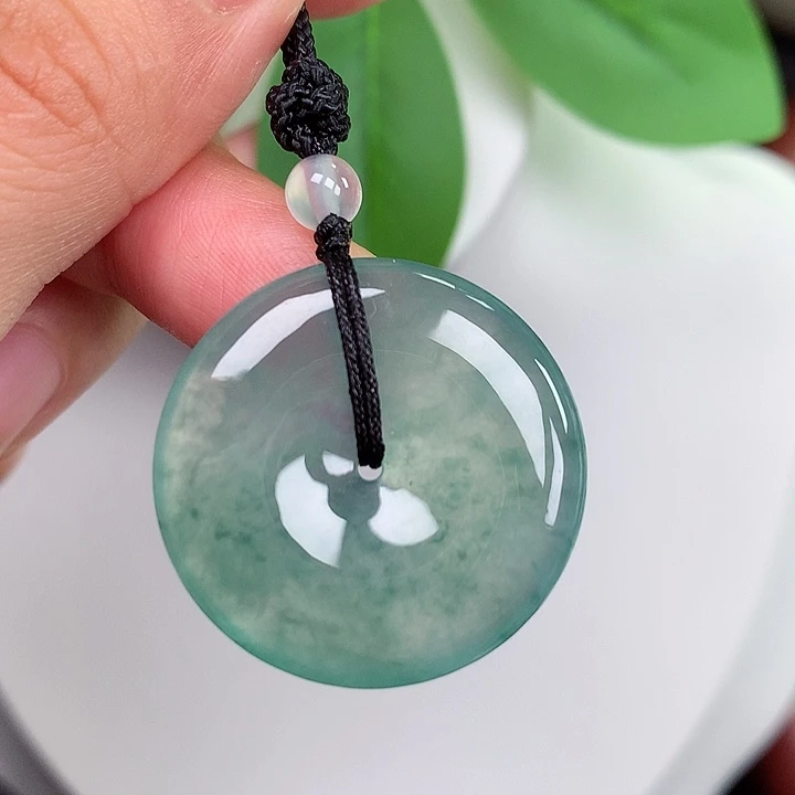 翡翠未镶嵌颈饰平安扣 27.8x4.6mm