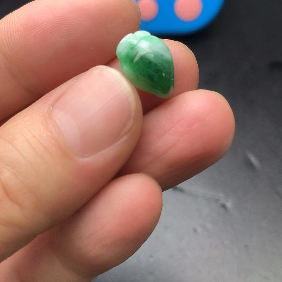 翡翠未镶嵌颈饰翡翠首饰和翡翠珠宝