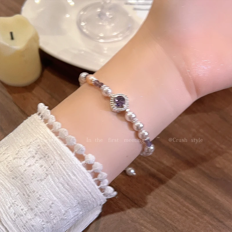 铜合金仿珍珠手链 小众设计感紫色方糖贝珠手链女轻奢高级感手串