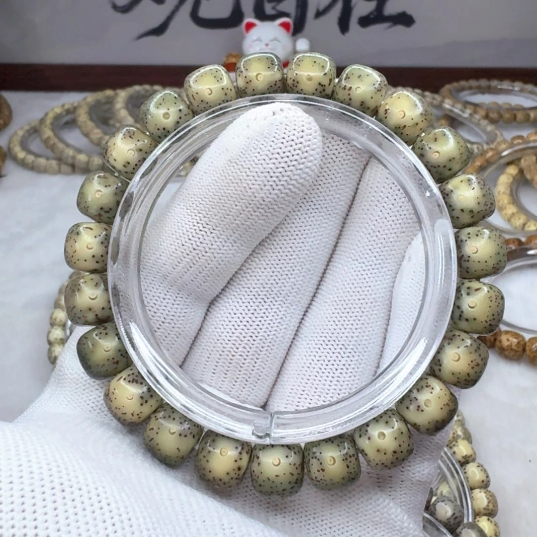 手串星月菩提10×9绿冰糖同枝 果冻 068