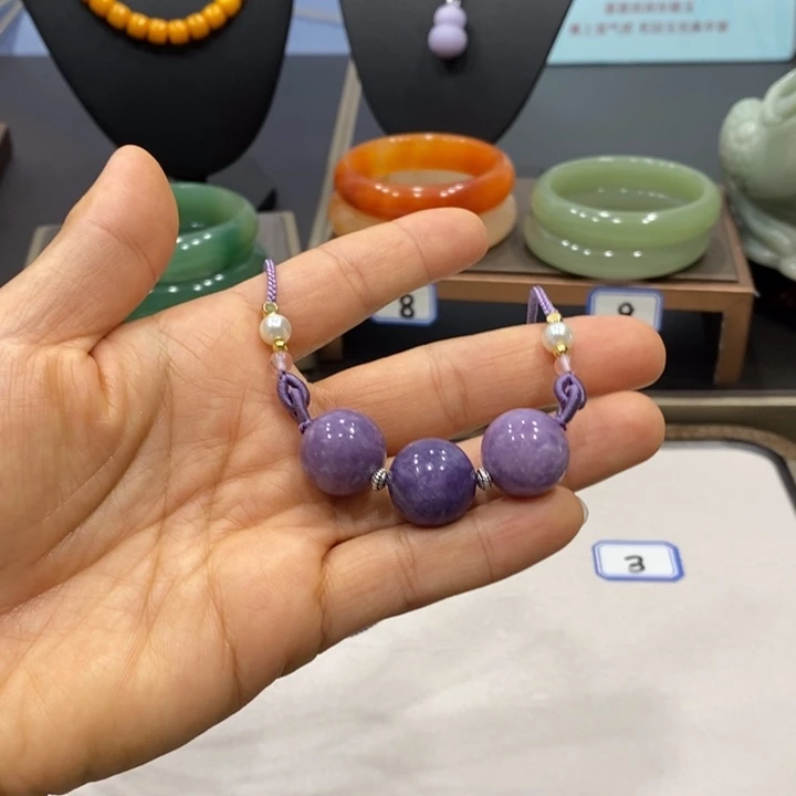 未镶嵌手镯石英岩玉