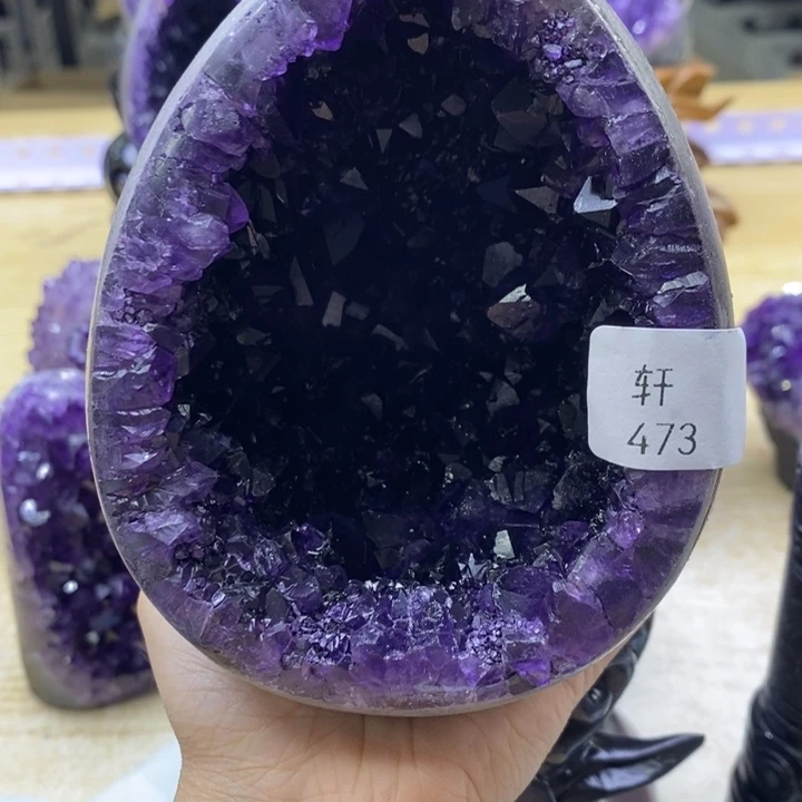 未镶嵌紫晶大型摆件（非配饰）胖****）