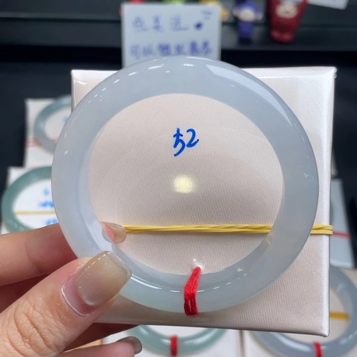 未镶嵌手镯翡翠翡翠手镯