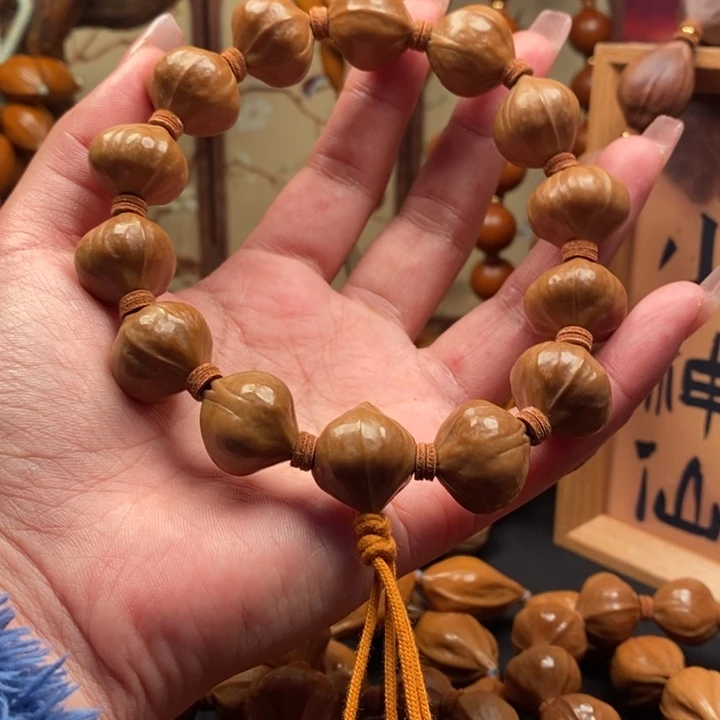 橄榄核手串/手链1.6蜜桃铁盒