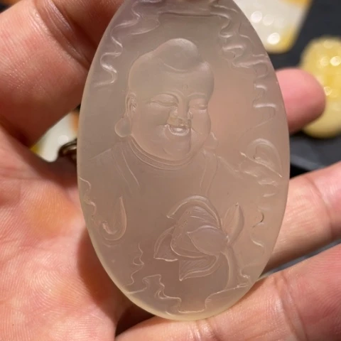 【闪购商品】石英质玉（黄龙玉）未镶嵌颈饰