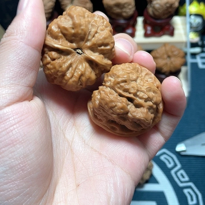 小***吴把件文玩核桃蛤蟆