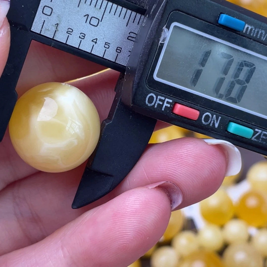 未镶嵌琥珀裸石蜜蜡439