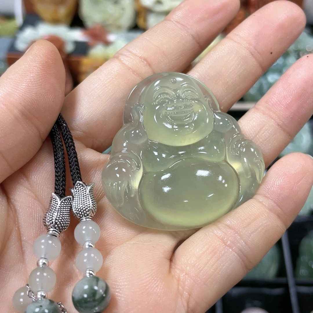 蛇纹石玉颈饰合金