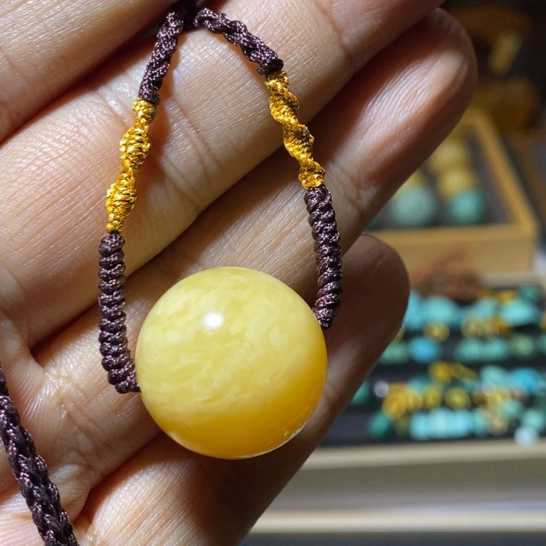 ****飘未镶嵌蜜蜡裸石配饰