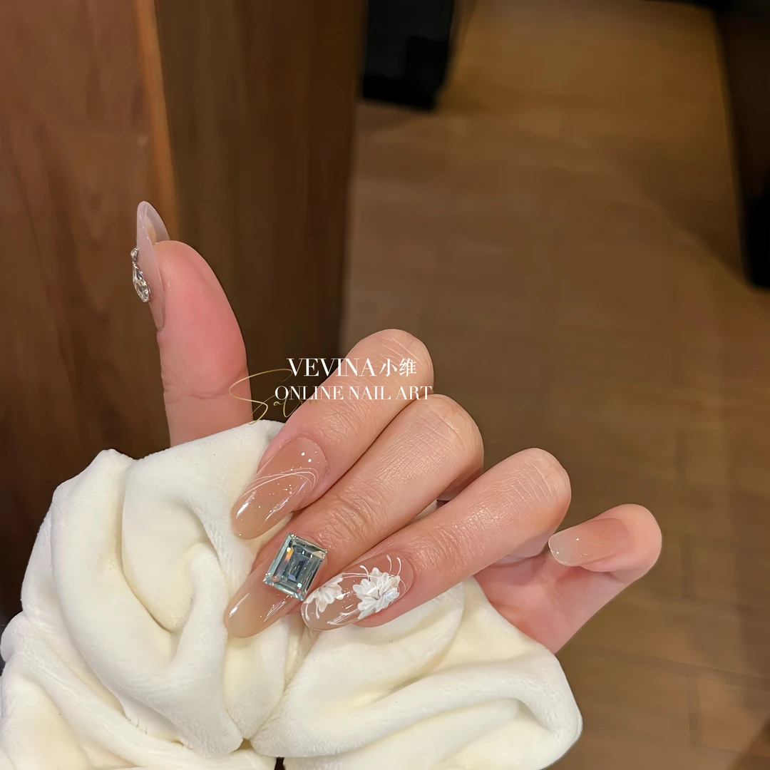 【花间蝴蝶】小维纯手工的穿戴甲水彩手绘蝴蝶美甲