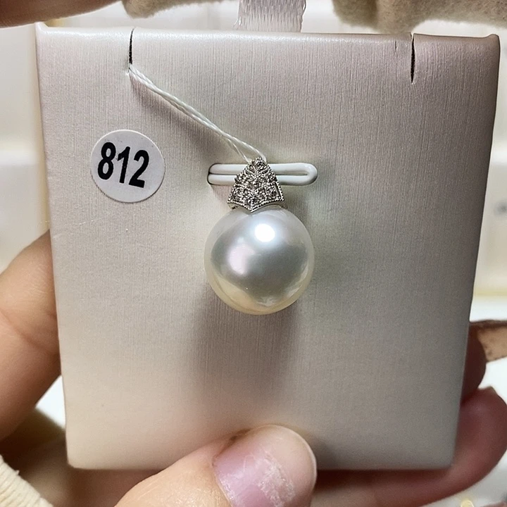 海水珍珠吊坠(不含链)18K金镶嵌