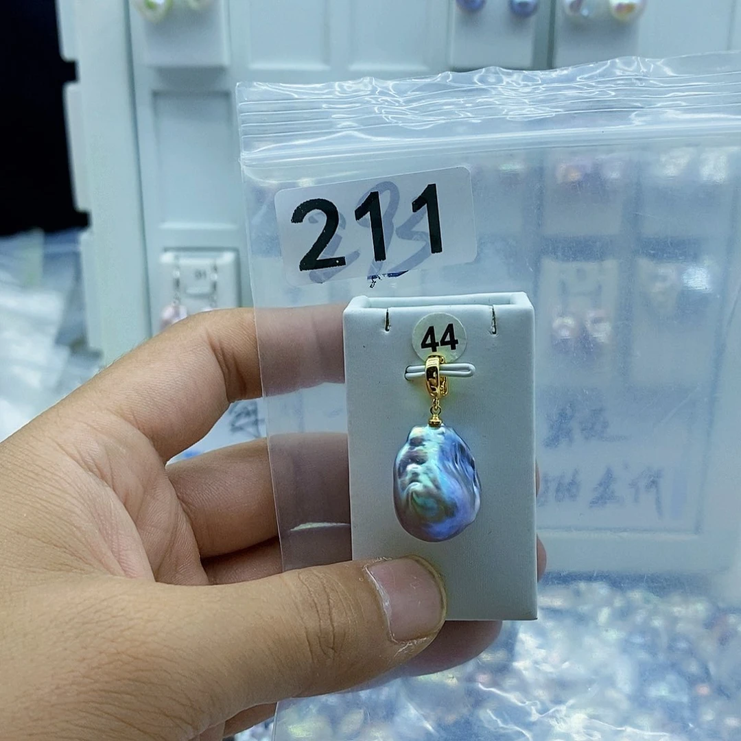 淡水珍珠合金颈饰