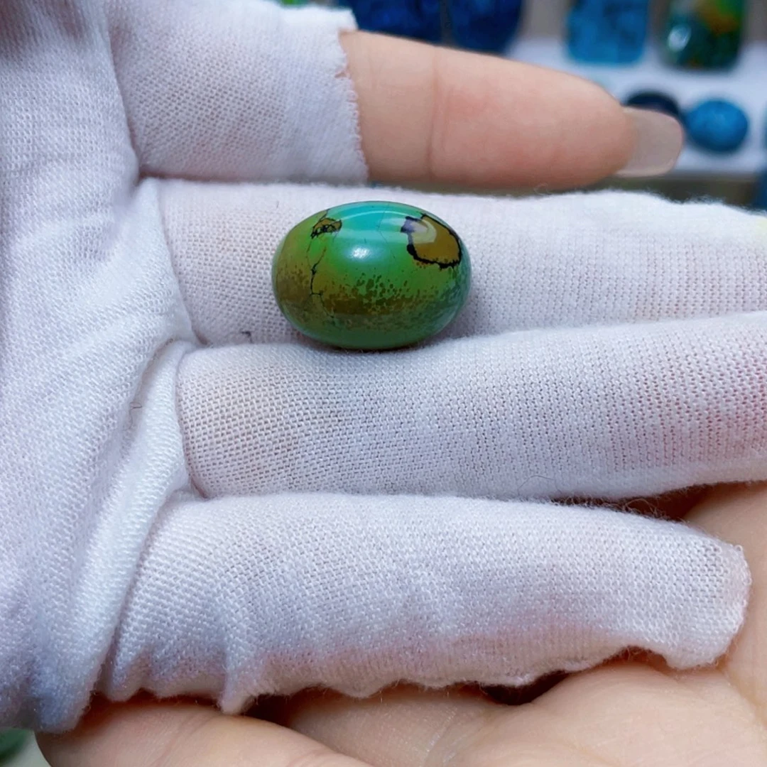 绿松石未镶嵌饰品