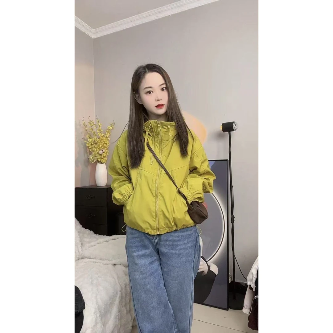 时尚宽松春季冲锋衣2025新款百搭上衣常规款外套长袖女