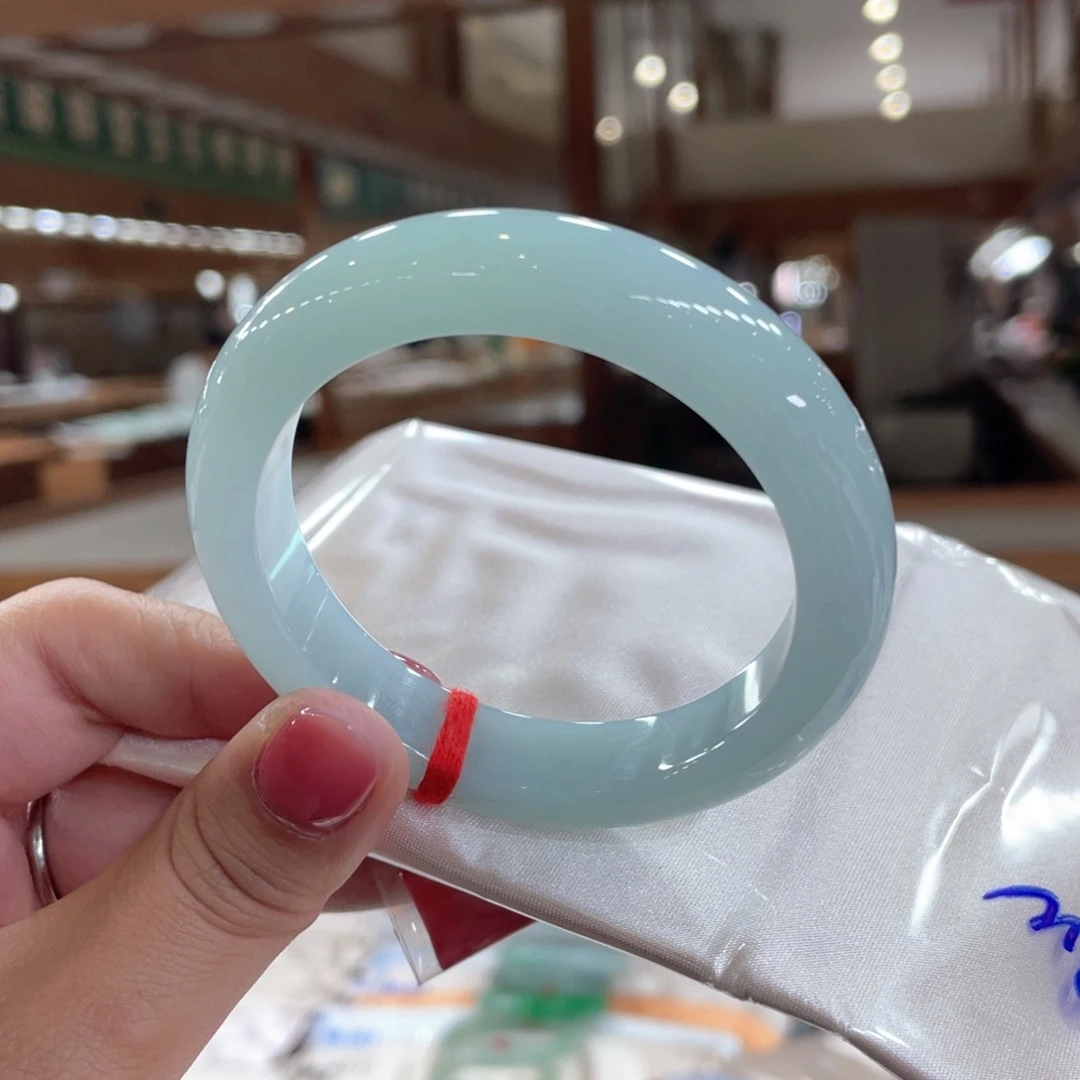 翡翠未镶嵌手镯52.4圈 马尔代夫 孤品