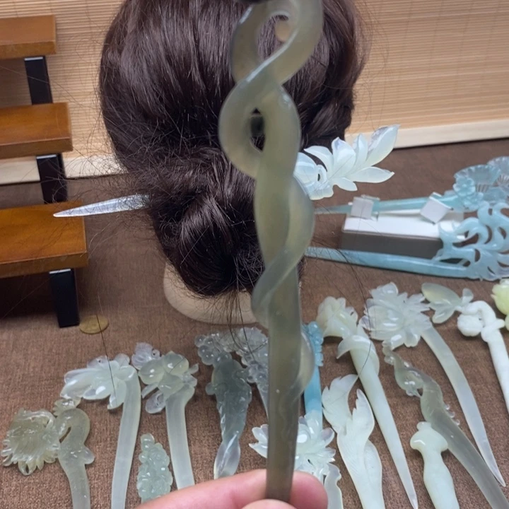 蛇纹石玉未镶嵌发簪