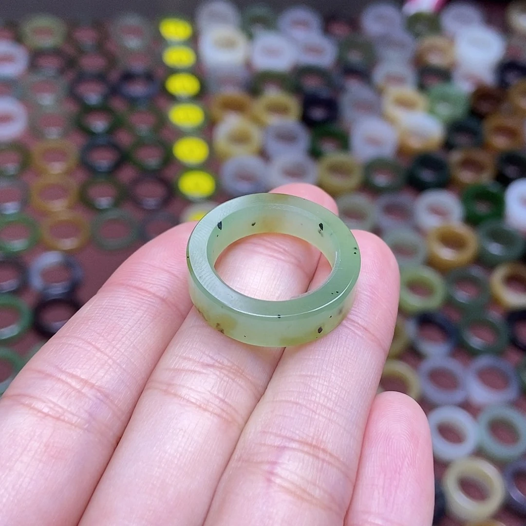 和田玉戒指未镶嵌