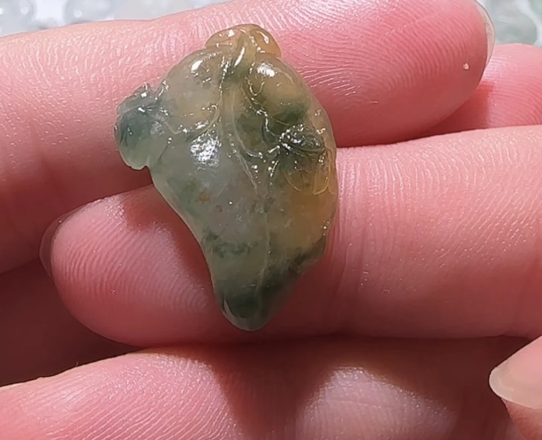 纯天然缅甸A货翡翠