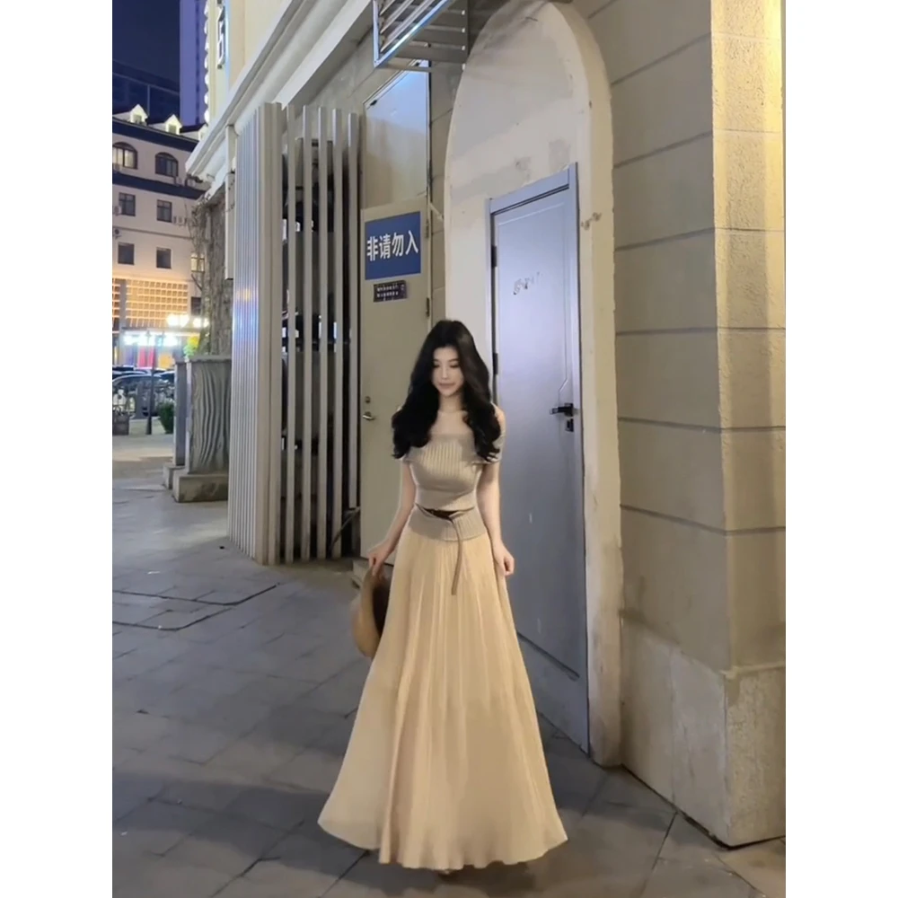 一字肩针织上衣短袖设计感短款t恤温柔百搭时尚a字半身裙